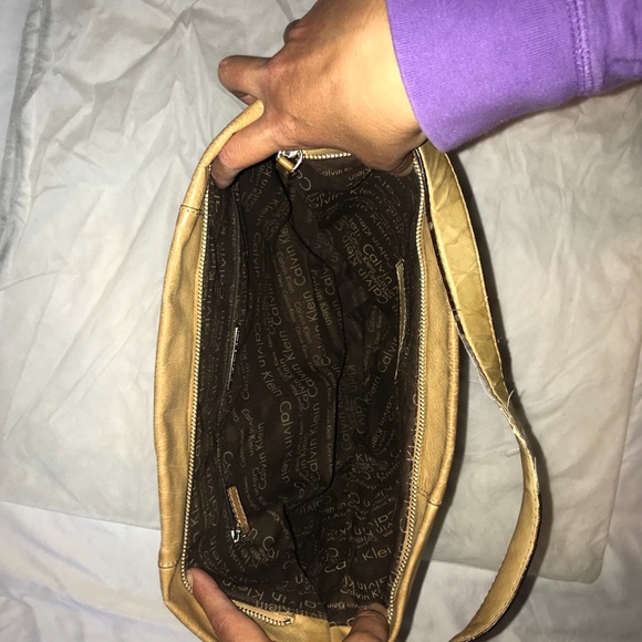 Calvin Klein Hobo bag - Picture 7 of 8